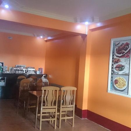 Silver Moon Hotel Rangun Zewnętrze zdjęcie