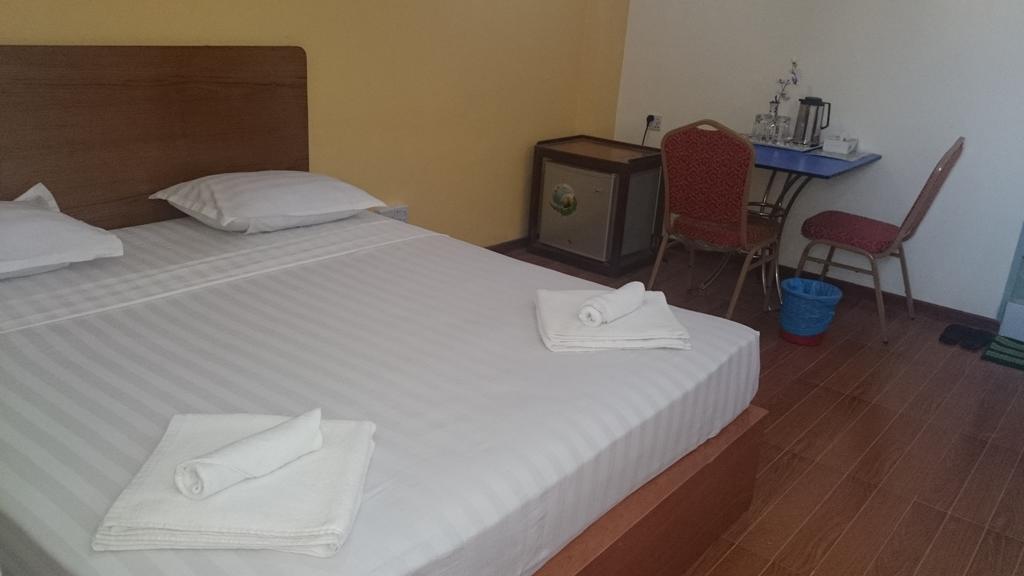 Silver Moon Hotel Rangun Zewnętrze zdjęcie