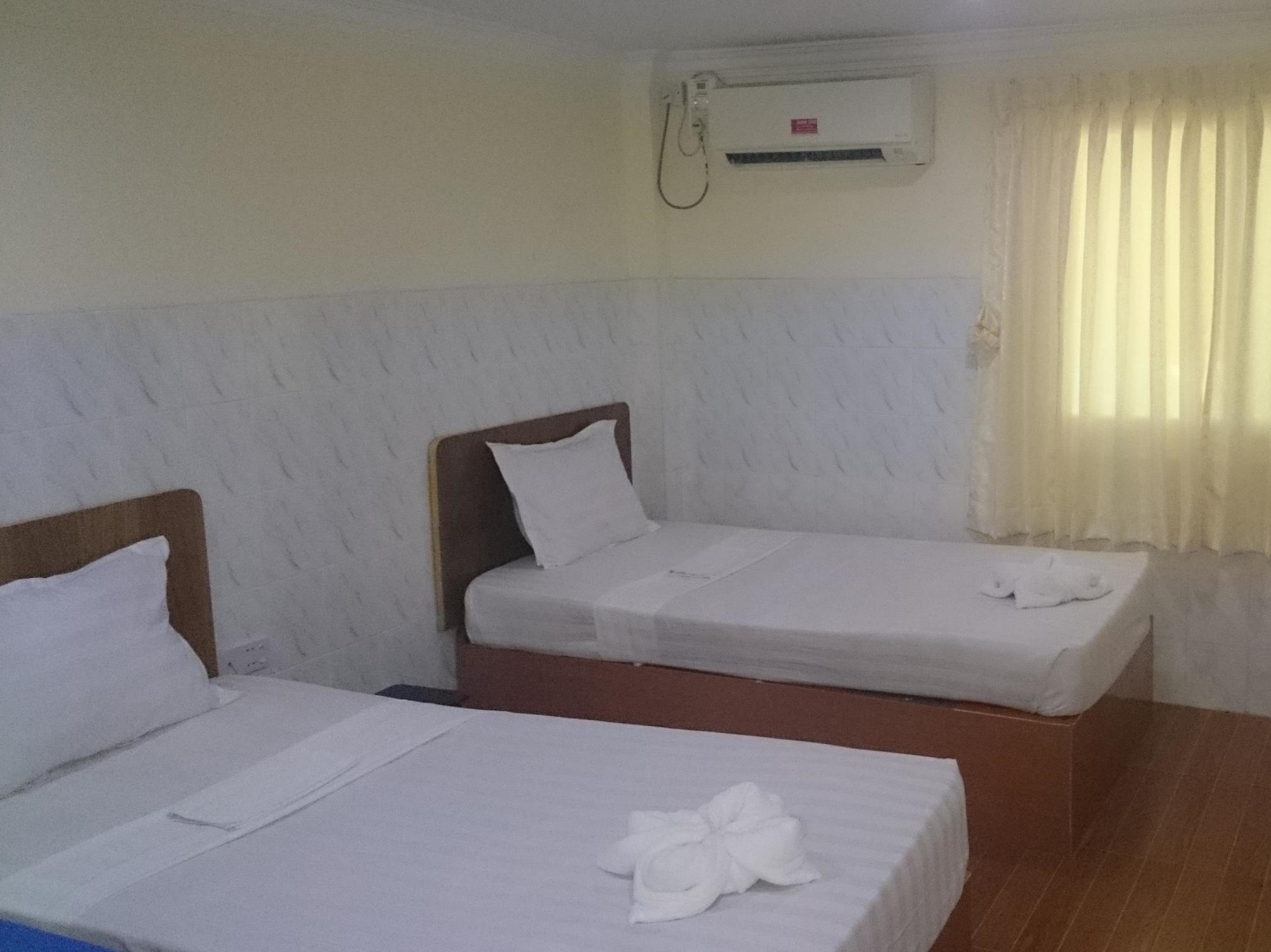 Silver Moon Hotel Rangun Zewnętrze zdjęcie